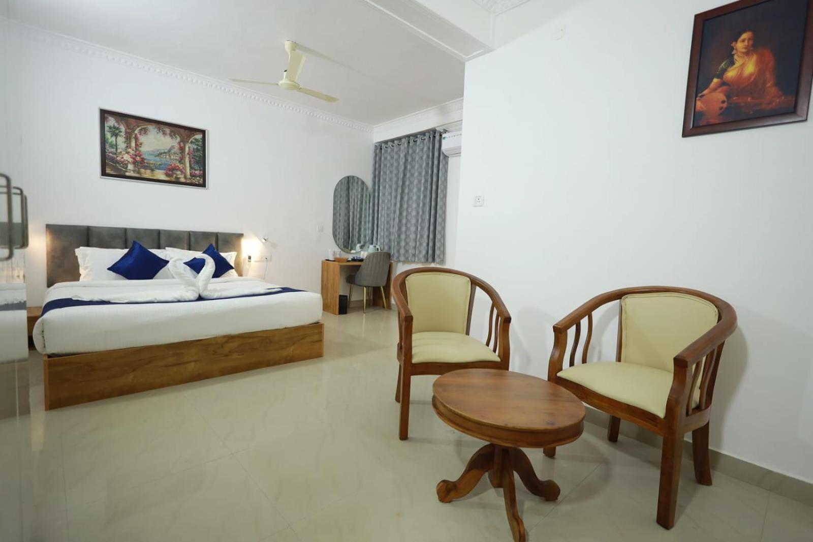 Pearl Residency Hotel Ayoor Ngoại thất bức ảnh